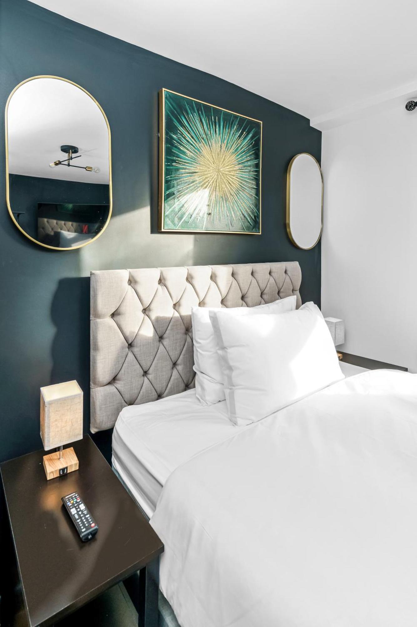 G Eighty Four Hotel de apartamente Londra