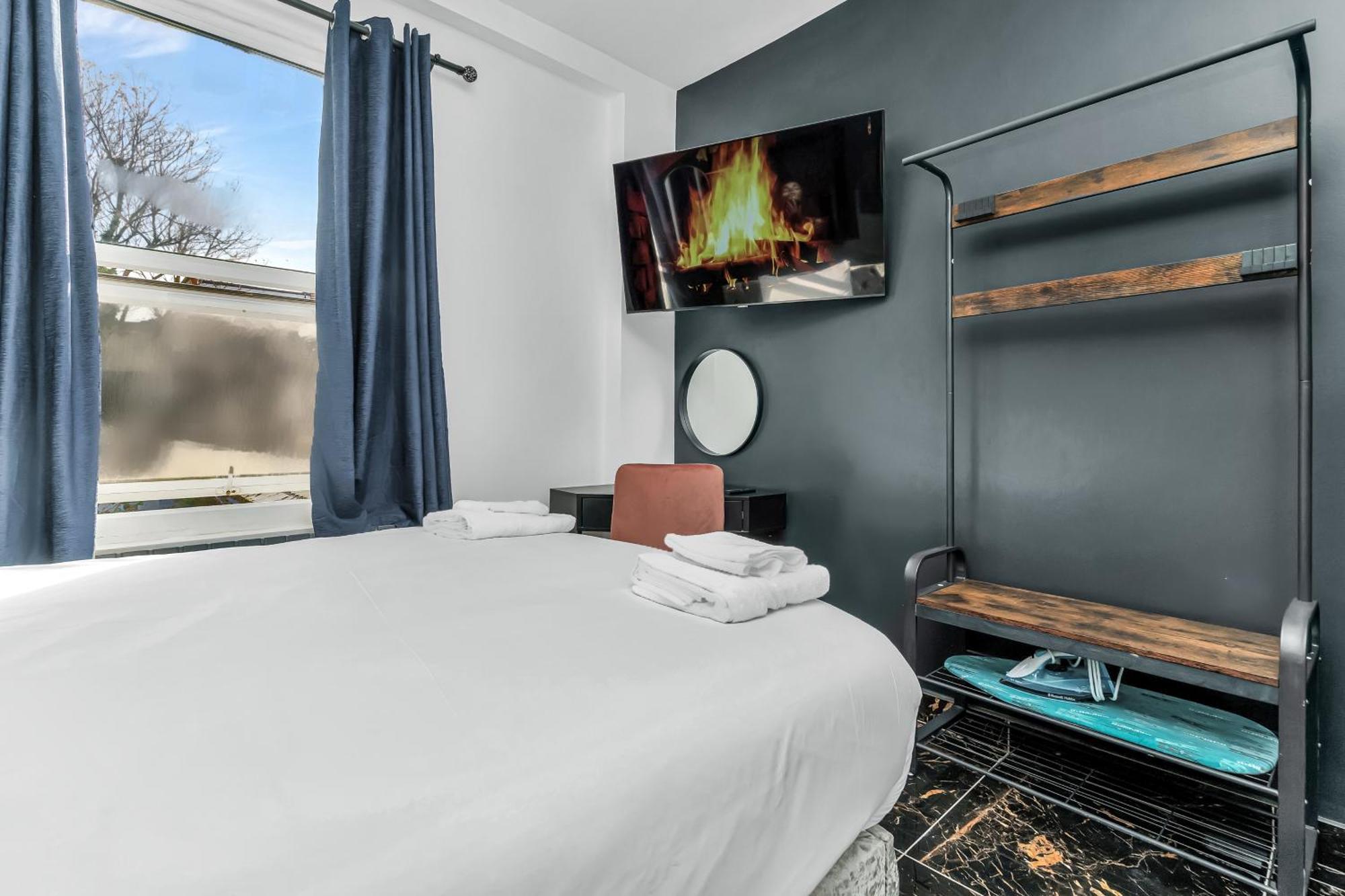 G Eighty Four Hotel de apartamente Londra