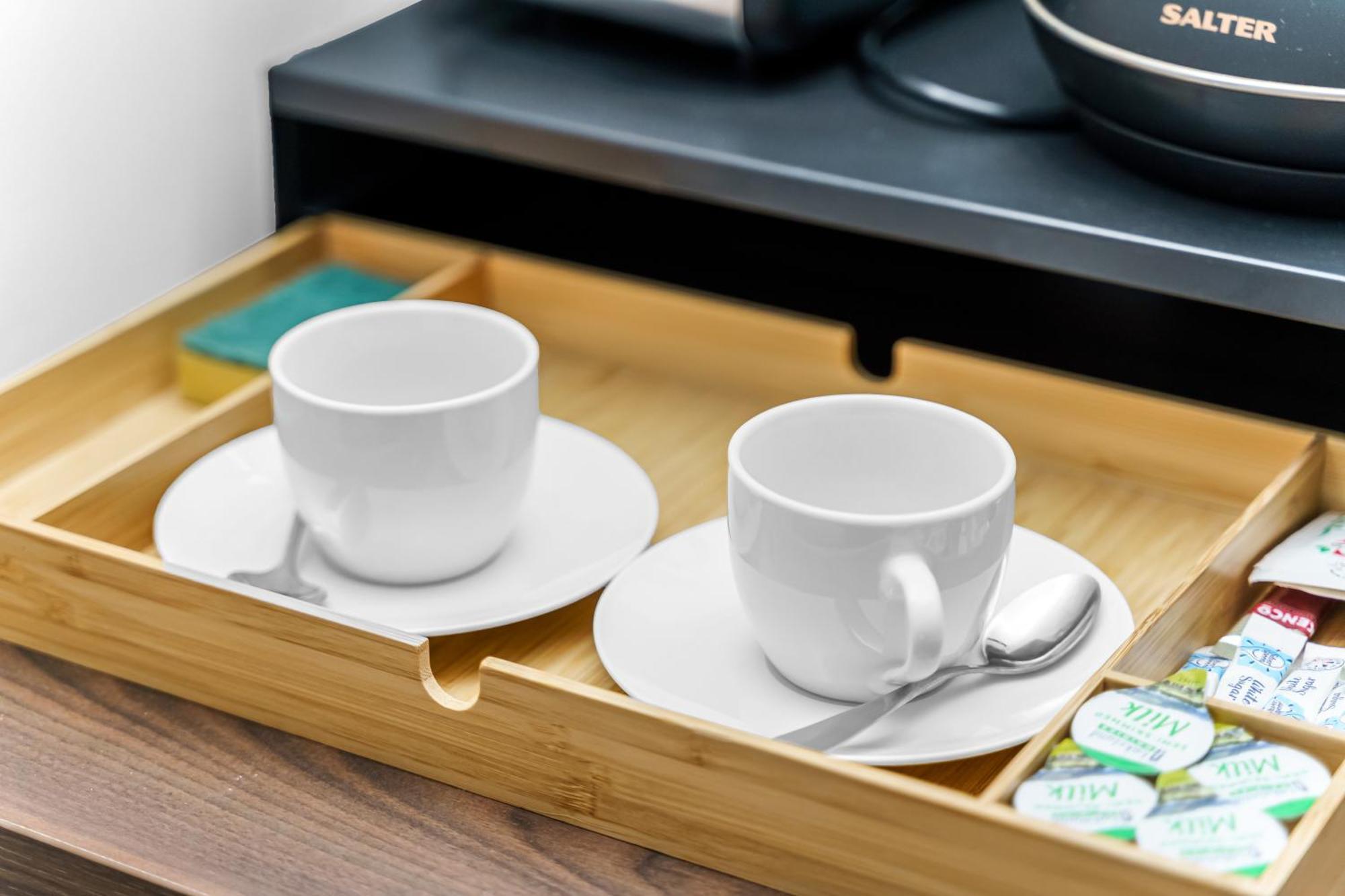 G Eighty Four Hotel de apartamente