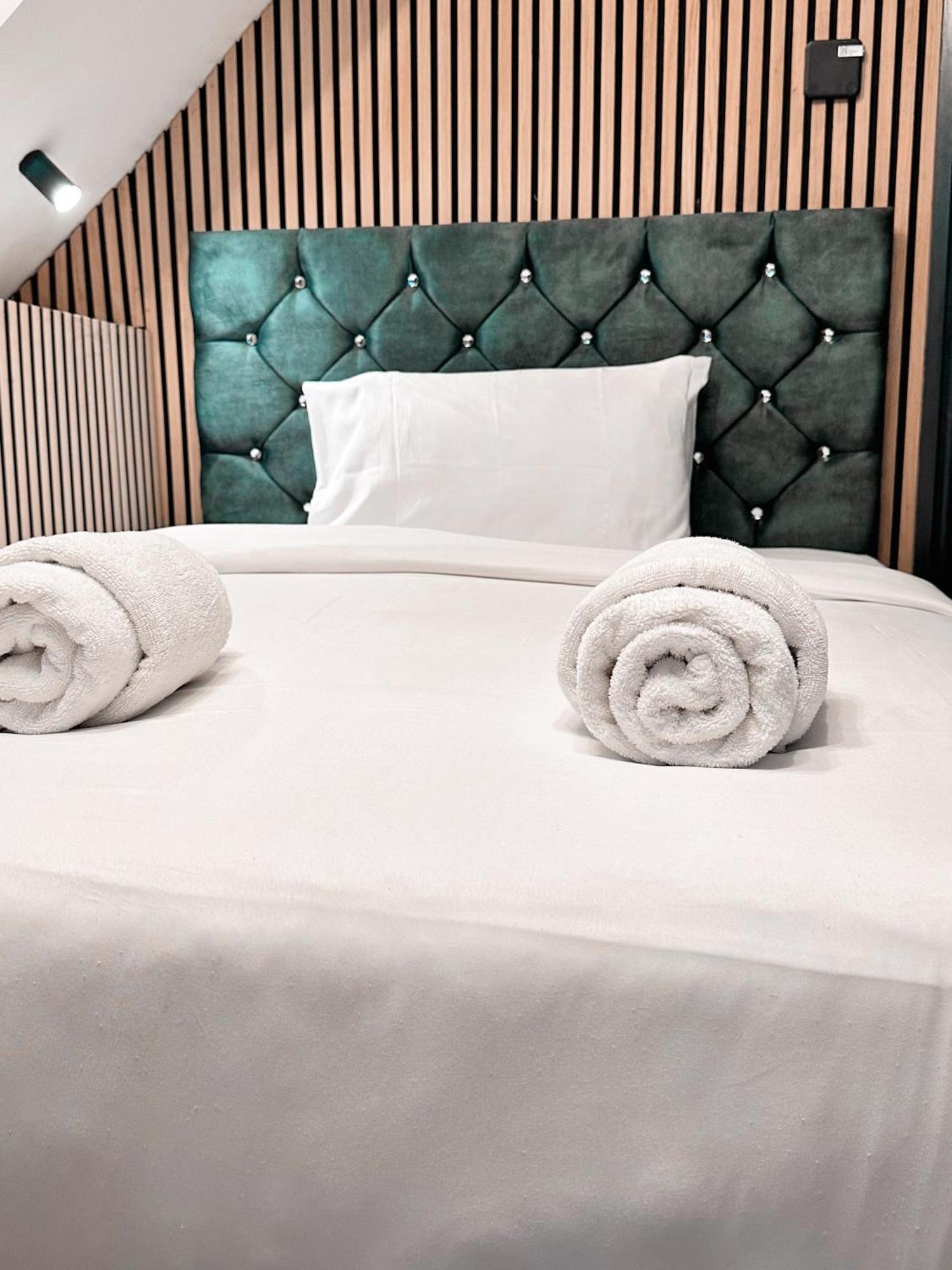 G Eighty Four Hotel de apartamente Londra