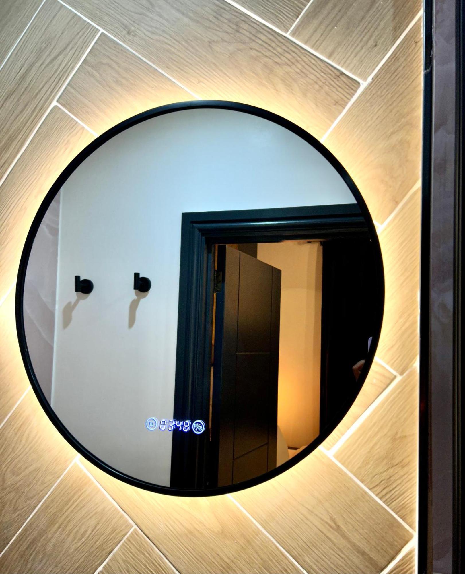 G Eighty Four Hotel de apartamente Londra